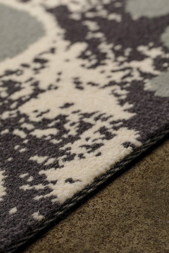 AF09 4H6A5212 no.9 rug Web